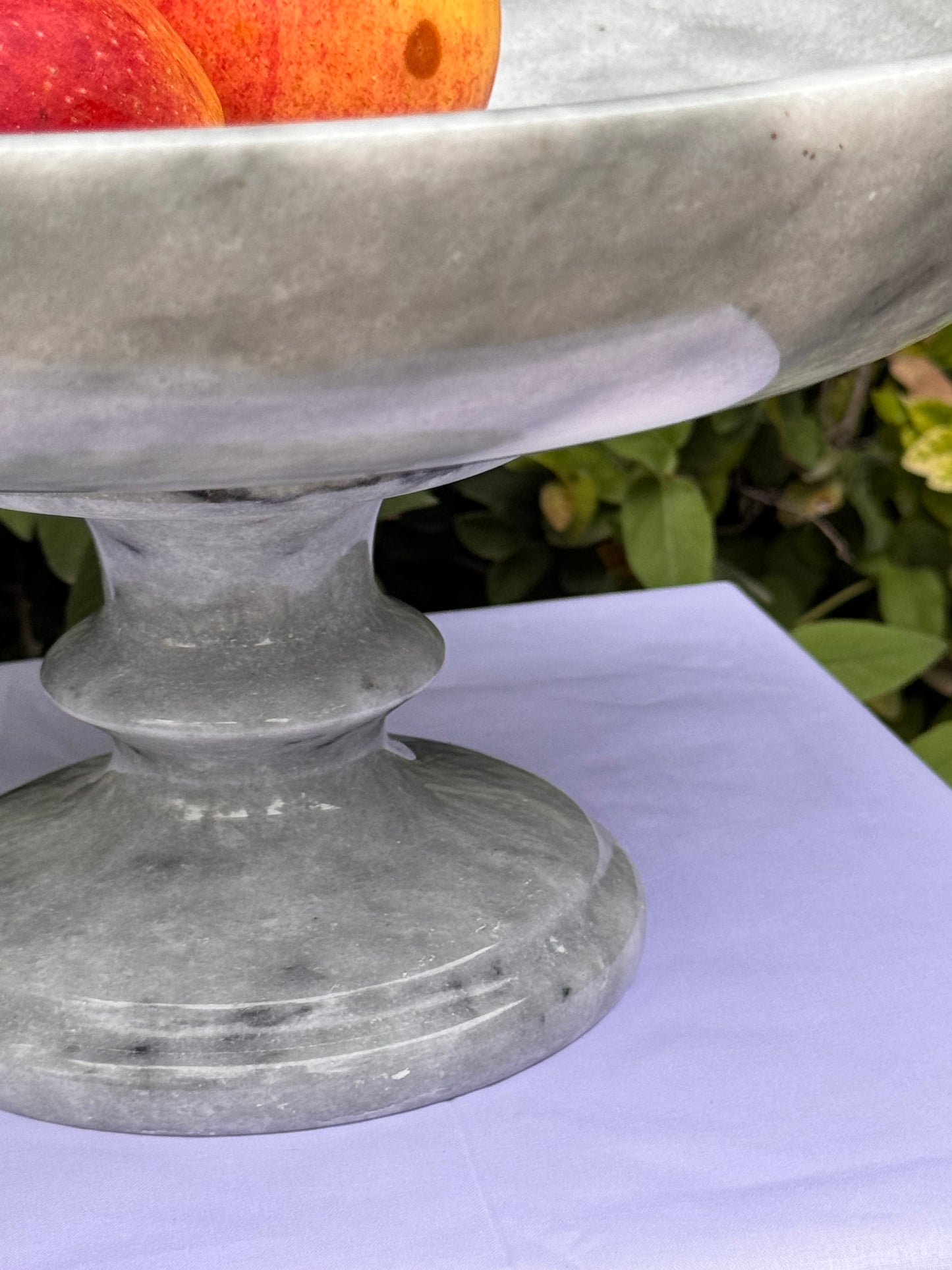 The pedestal bowl