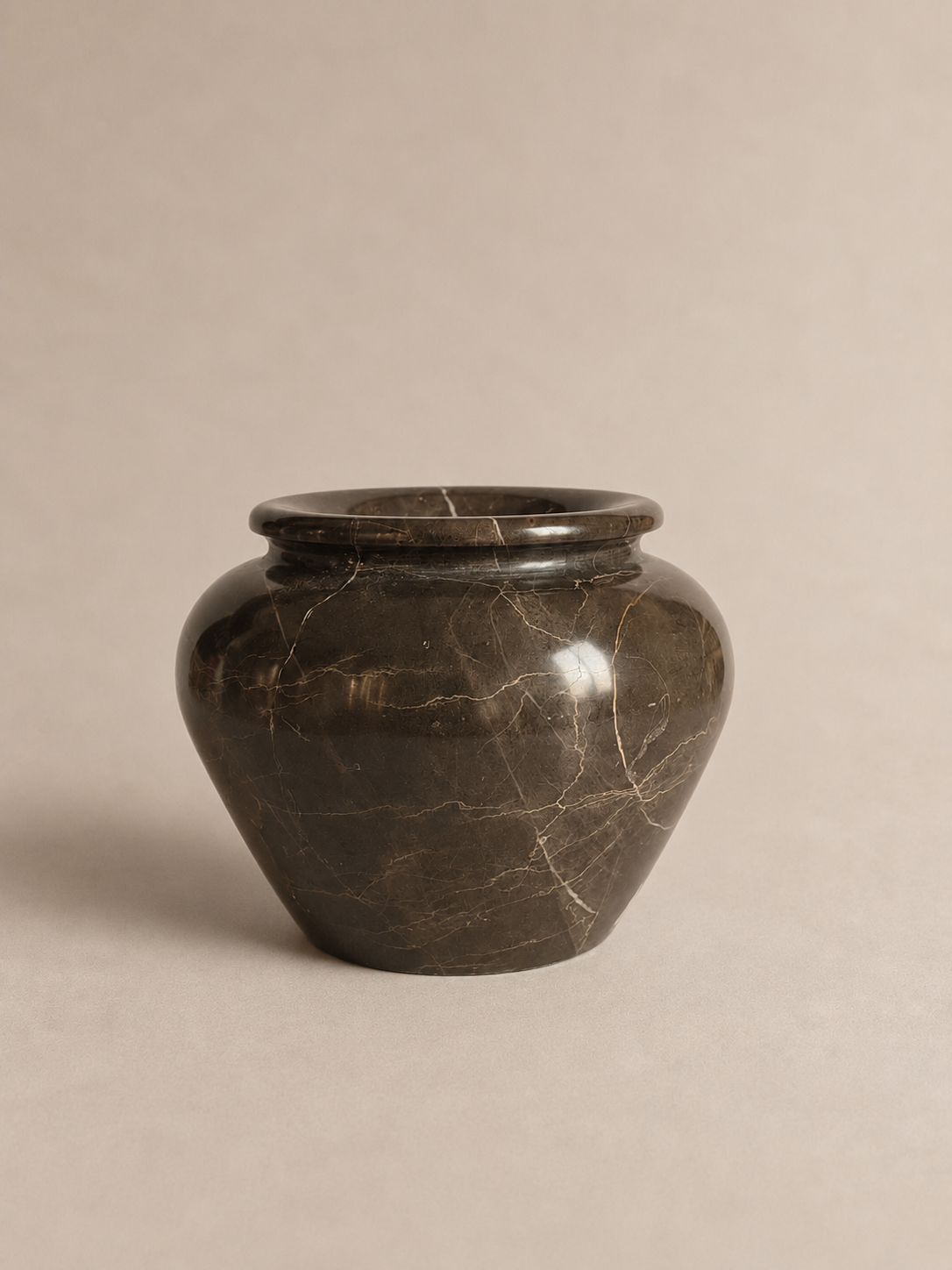 Sable vase