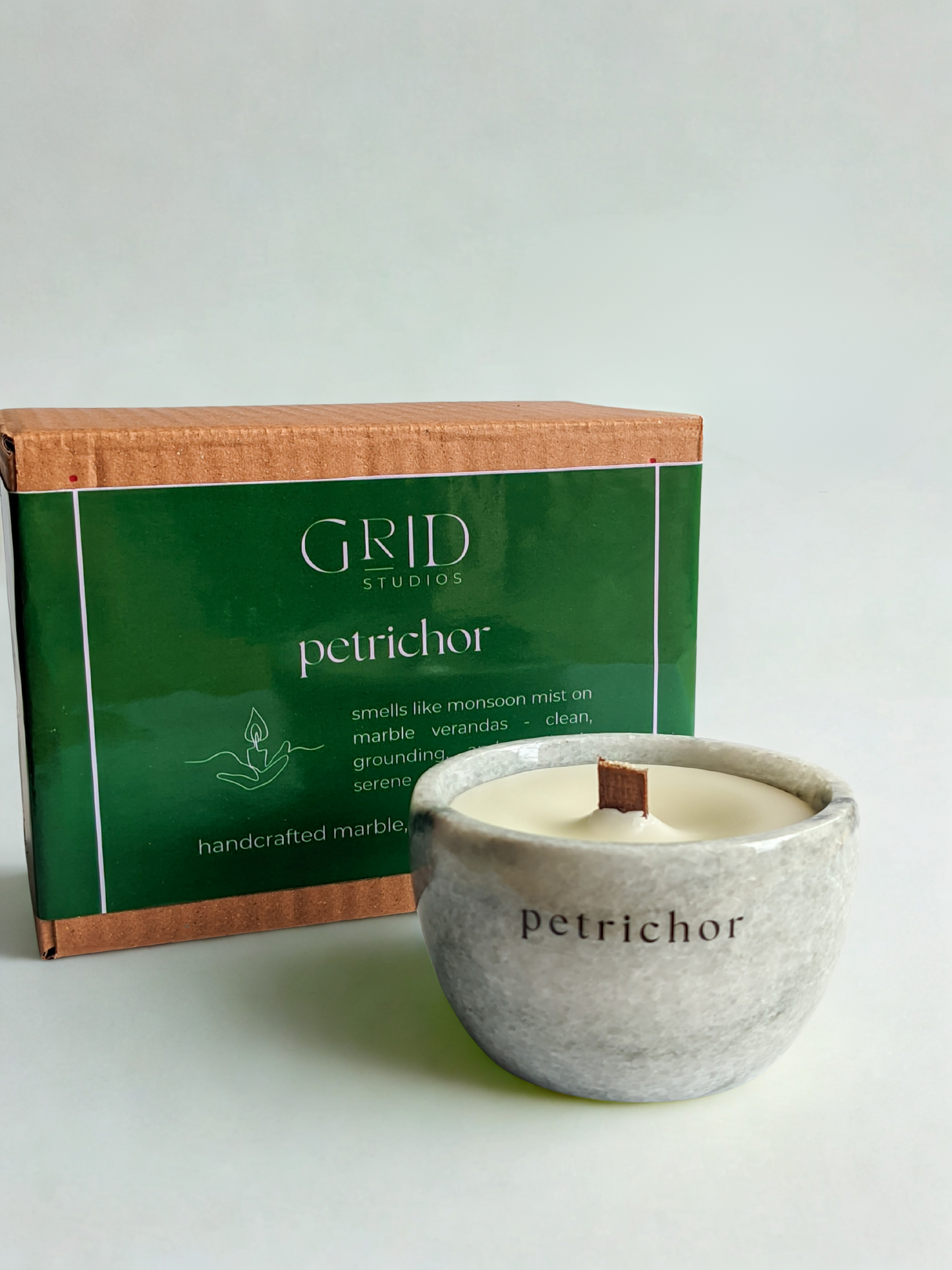 Moonquartz scented candle
