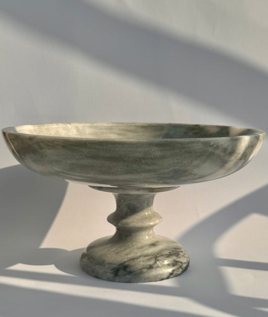 The pedestal bowl