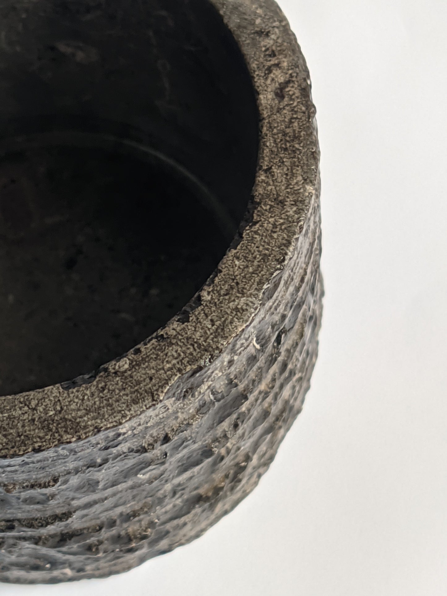 Slate vessel